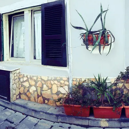 La Bouganville * ايسكيا