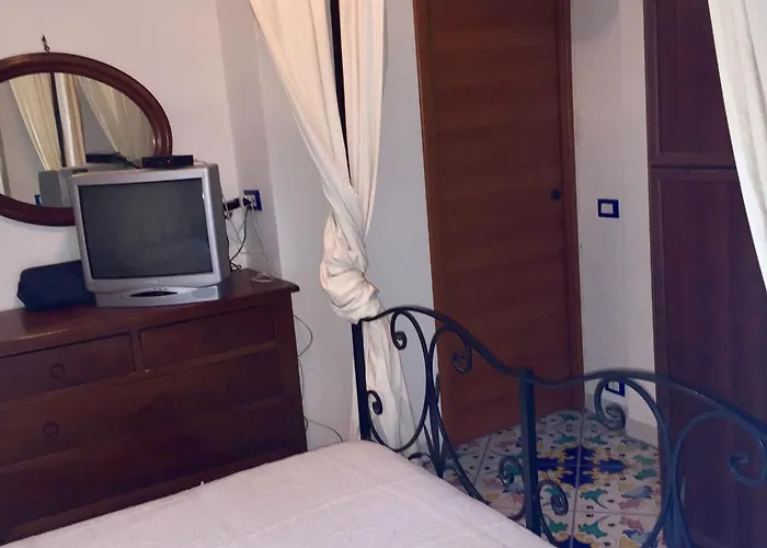 La Bouganville Искья